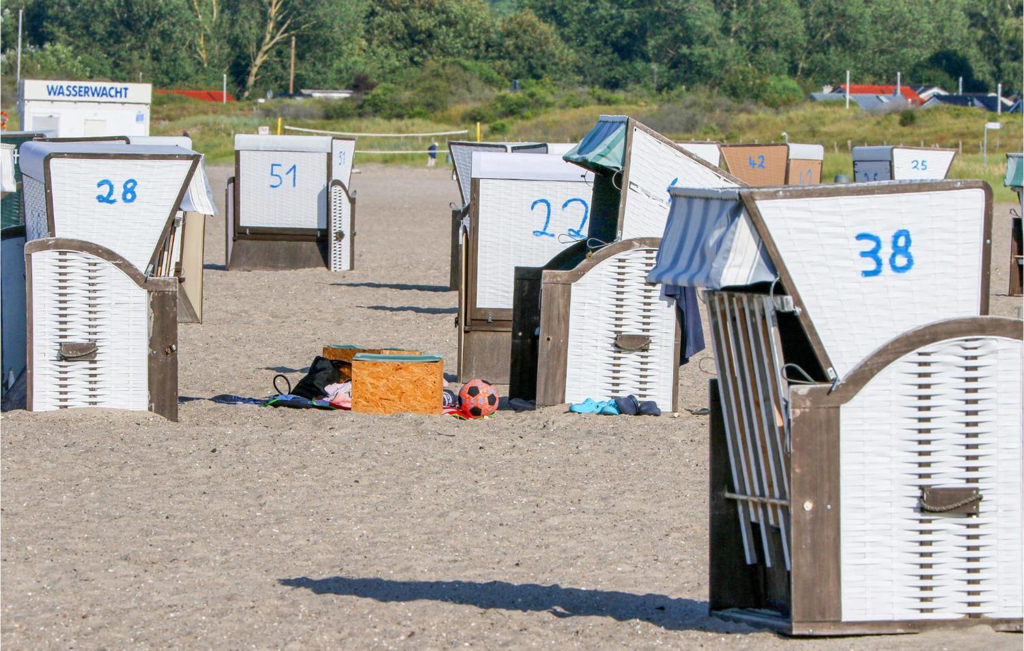 Freibeuterweg 9 - Dorf 5 Y *